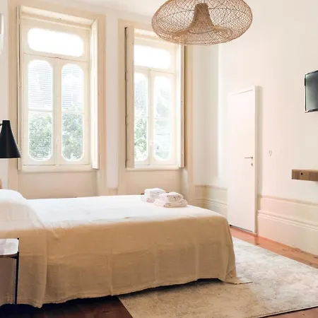 Viva Alameda - River Porto