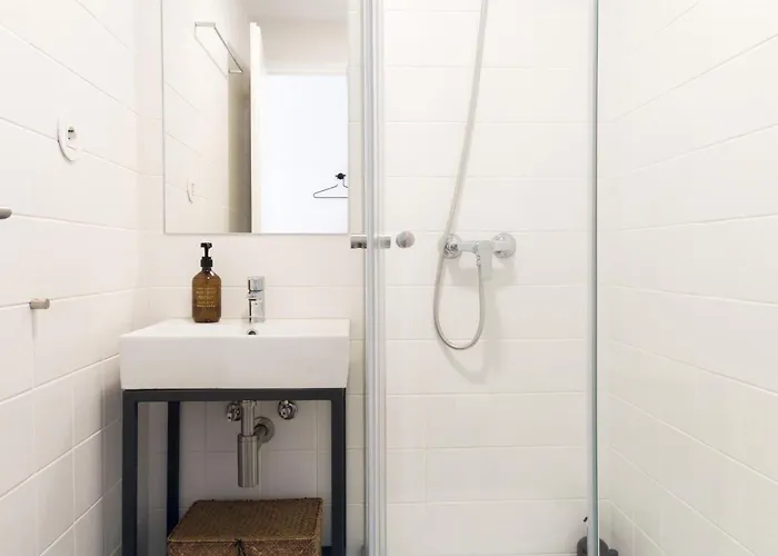 Viva Alameda - River Oda ve Kahvaltı 3*